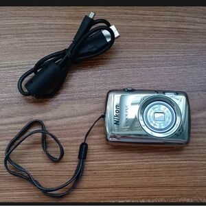 Silver Nikon Coolpix S01 Camera w/ Charging Cable